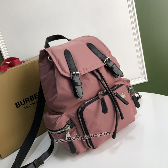 Burberry專門店新款中號牛皮雙肩包邊飾軍旅背包 巴寶莉尼龍布軍風包 yxb1250